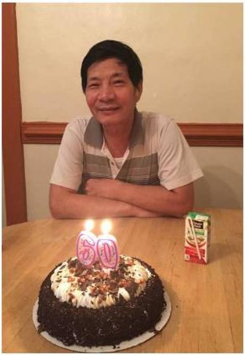 中國僑網(wǎng)剛過完60歲生日的陳建生,2017年除夕夜在住家小區(qū)抓“精靈寶貝”被保安開槍殺死。(美國《世界日報》/陳建生家屬供圖)