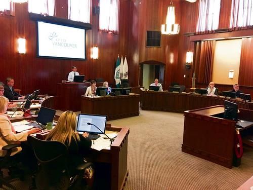 中國僑網(wǎng)溫哥華市議會通過延至10日表決。 (加拿大《星島日報》)