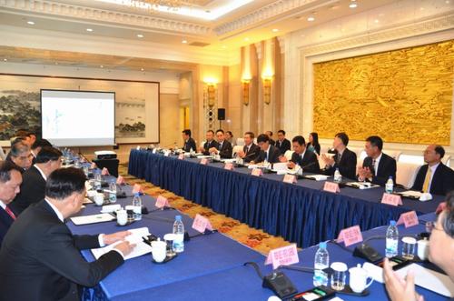 中國僑網(wǎng)菲律賓菲華商聯(lián)總會代表團(tuán)一行訪問山東。