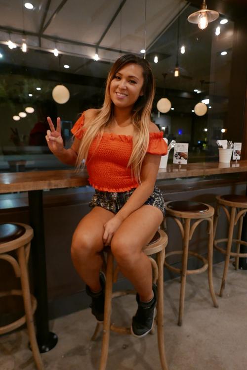 中國僑網(wǎng)世界摔跤娛樂(WWE)公司的第一位美籍華裔女選手何奕萱(Julie Ho)不久前與公司解約了。(美國《世界日?qǐng)?bào)》/李雪 攝)