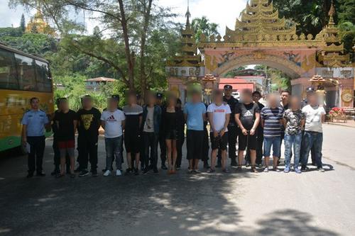 中國僑網(wǎng)抓獲非法拘禁涉案人員。 本文圖片均為云南省公安廳新聞辦 提供