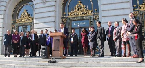 中國僑網(wǎng)政界呼吁社會銘記排華法案歷史。(美國《世界日報》/李晗 攝)