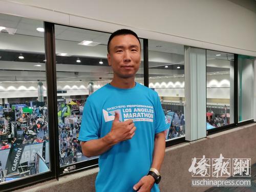 中國僑網(wǎng)洛杉磯華裔跑手陳冰。(美國《僑報》/李青蔚 攝)