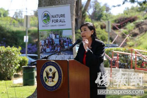 中國僑網(wǎng)美國國會眾議員趙美心擬把圣谷紀念碑國家公園與圣谷流域各個公園連成一片。(美國《僑報》/高睿 攝)