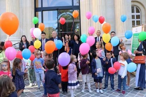 中國僑網(wǎng)(圖片來源:《法國僑報(bào)》)