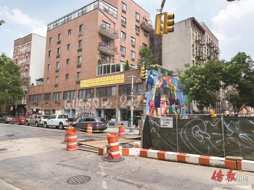 中國僑網(wǎng)一名華裔老人日前在華埠遭一名非裔女性嫌無端襲擊。(圖片來源:美國《僑報》/楊澄雨 攝)