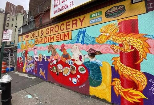 中國僑網(wǎng)“生肖點心”將12生肖細數(shù)展示。(美國《世界日報》/張晨 攝)