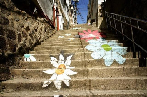 梨花壁畫村(韓國亞洲經(jīng)濟中文網(wǎng))