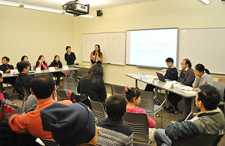 中國僑網(wǎng)參加比賽的光華師生們。(美國《僑報》/鄧凱 攝)