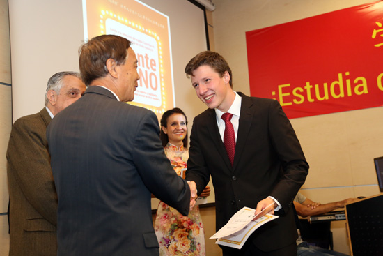 馬修獲得代表哥倫比亞赴華參賽資格