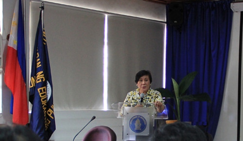 首都教育局副局長Luz