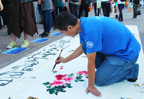 李新生老師描繪《花開時節(jié)動京城》