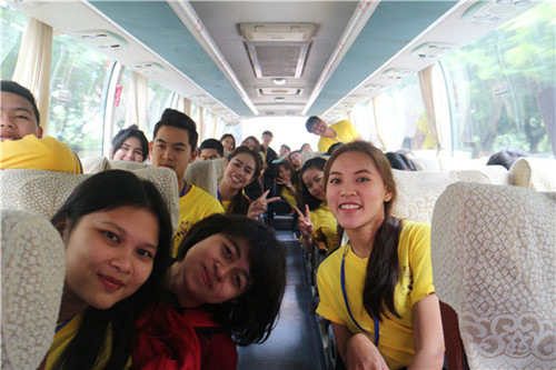 營員們懷著激動(dòng)心情出發(fā)