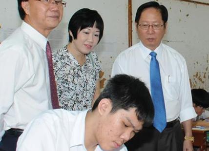 (馬來西亞《詩華日報》)