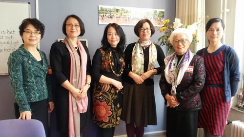 丹華學(xué)校6位參加教案比賽的老師