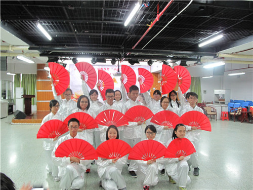 匯報(bào)演出現(xiàn)場(chǎng)