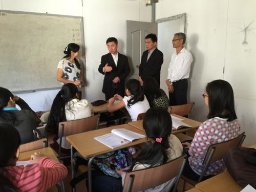 雷振剛與老師交流