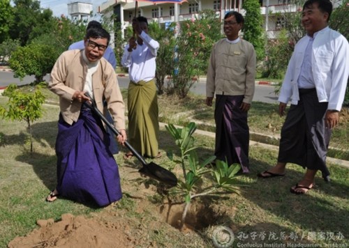 種下“漢語(yǔ)之花”