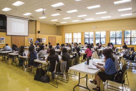 明尼阿波利斯講學(xué)活動(dòng)現(xiàn)場(chǎng)