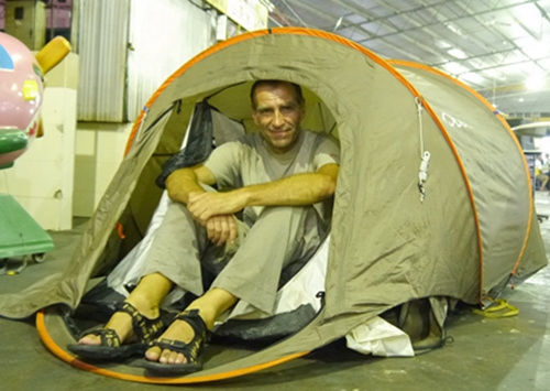 阿巴(馬來西亞《星洲日?qǐng)?bào)》)