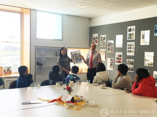 Anthony介紹學(xué)校辦學(xué)宗旨