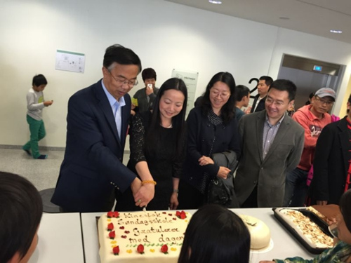 駐挪威大使王民出席校慶活動