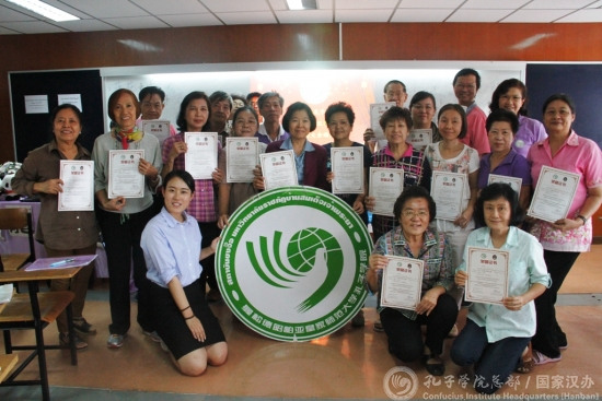 部分獲獎(jiǎng)老師合影留念