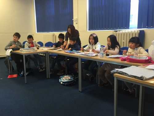 中文學(xué)校(英國華聞周刊)