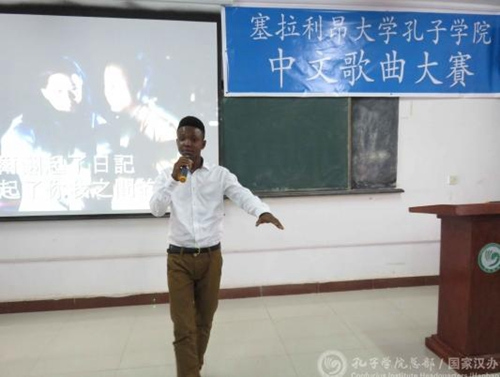 中國僑網(wǎng)馬蓋深情演繹《來生緣》