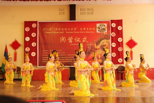 中國(guó)僑網(wǎng)閉營(yíng)儀式現(xiàn)場(chǎng) (攝影 李薇)