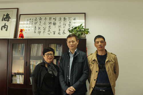 中國僑網(wǎng)合影