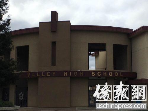 中國(guó)僑網(wǎng)不少家長(zhǎng)認(rèn)為普利桑頓高中有了中文選課是一個(gè)好的開始。(美國(guó)《僑報(bào)》/任子晟 攝)