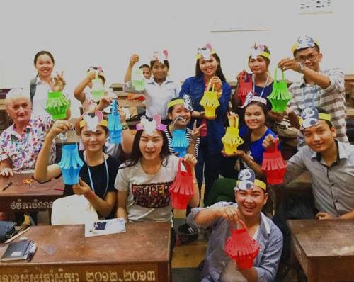 中國僑網(wǎng)合影