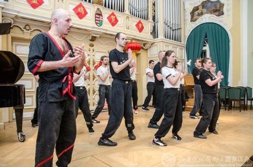 中國(guó)僑網(wǎng)詠春拳表演