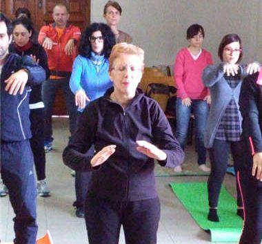 中國僑網(wǎng)屏氣凝神練氣功