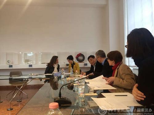 中國僑網(wǎng)面試現(xiàn)場