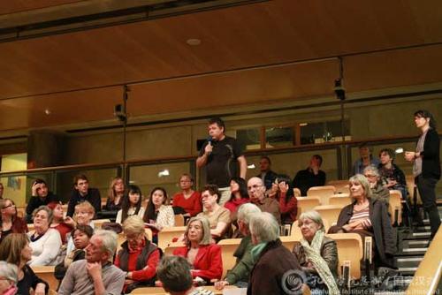 中國(guó)僑網(wǎng)觀眾提問(wèn)