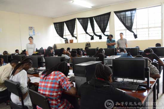 中國僑網HSK考試現(xiàn)場