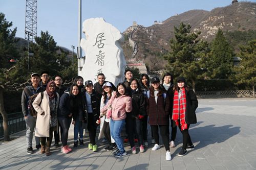 中國(guó)僑網(wǎng)合影