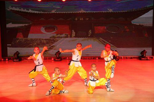 中國僑網(wǎng)武術(shù)《少林功夫》