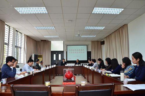 中國僑網(wǎng)調(diào)研座談現(xiàn)場