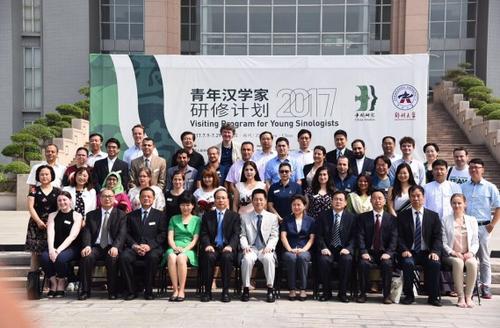 中國僑網(wǎng)(圖片來源:大河客戶端)