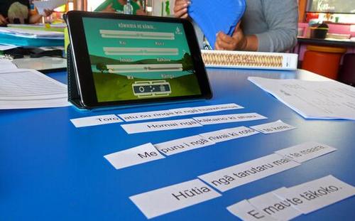 中國僑網(wǎng)一項(xiàng)調(diào)查顯示,新西蘭人更支持小學(xué)生學(xué)習(xí)中文。