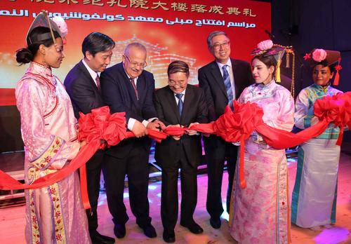 中國僑網(wǎng)剪彩(圖片來源:中國駐埃及大使館網(wǎng)站)