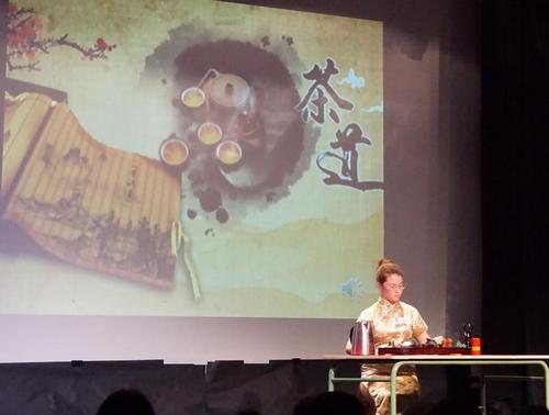 中國僑網(wǎng)安達盧西亞大區(qū)孔子課堂選手 中學(xué)生組冠軍 Claudia Lara Bajo