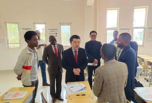 中國僑網(wǎng)圖片來源:中國駐安哥拉大使館微信公眾號