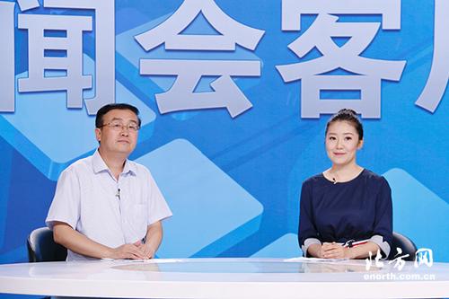 中國僑網(wǎng)天津市僑辦副主任房靖彪做客《新聞會(huì)客廳》