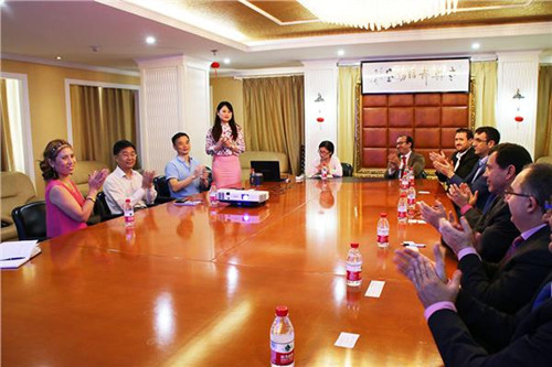 中國僑網(wǎng)江蘇省僑辦副主任孫彬會見西班牙客人