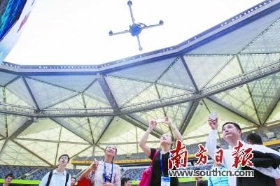 中國(guó)僑網(wǎng)深圳已有無(wú)人機(jī)企業(yè)超300家。南方日?qǐng)?bào)記者 魯力 攝