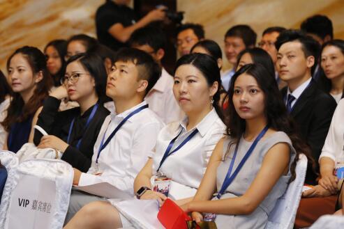 中國僑網(wǎng)論壇現(xiàn)場